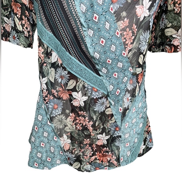 Anthropologie TINY Lovely Patchwork Floral Printed Wrap Top - S - Picture 7 of 15